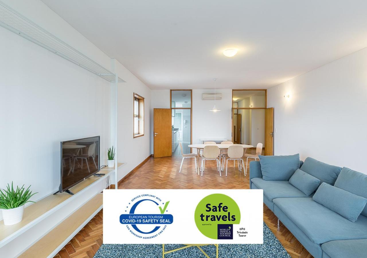 - Trindade Tower Apartment